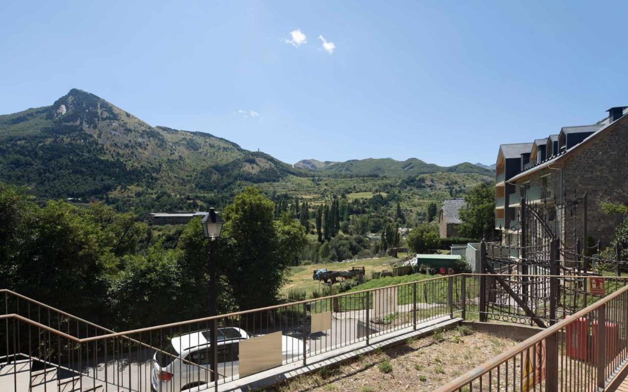 El Balcon Familiar Del Pacino Apartment Sallent De Gallego Exterior photo